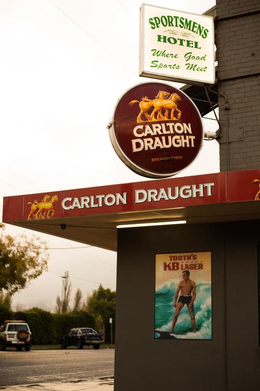 Sportsmens Club Hotel Wagga Wagga Bagian luar foto