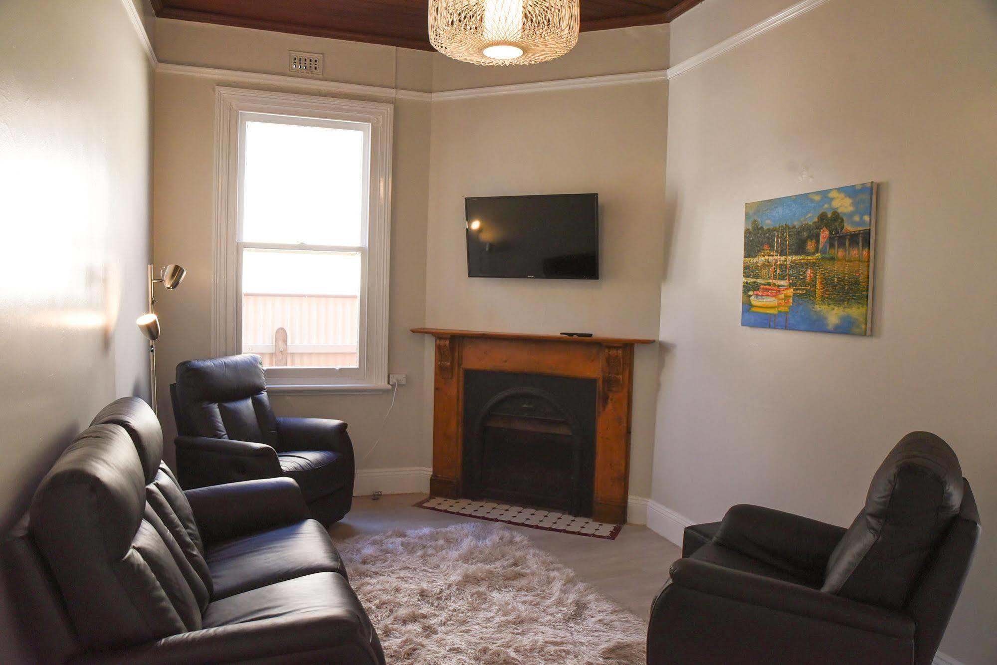 Sportsmens Club Hotel Wagga Wagga Bagian luar foto